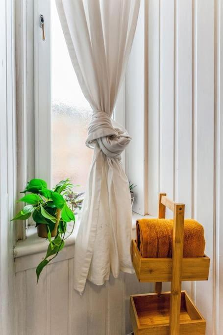 Traditional 1-Bed Flat In Southside Glasgow Extérieur photo